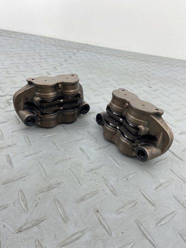 HONDA CBR1000RR 2014 FRONT BRAKE CALIPER PAIR RIGHT LEFT TOKICO - Image 11