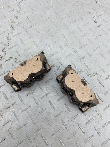 HONDA CBR1000RR 2014 FRONT BRAKE CALIPER PAIR RIGHT LEFT TOKICO - Image 12