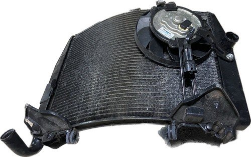 Honda CBR600RR 2015 PC40 WATER RADIATOR COOLER & FAN - Image 6