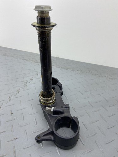 KTM SUPERDUKE 1290 GT 2021 BOTTOM LOWER FORK YOKE BRIDGE CLAMP 61401031029 - Image 8