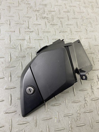 BMW R1250RT K52 2022 FRONT LEFT GLOVE BOX 8544957 - Image 2