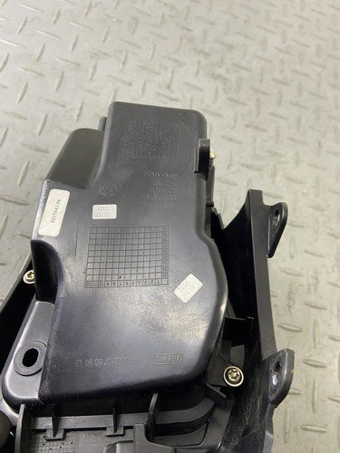 BMW R1250RT K52 2022 FRONT LEFT GLOVE BOX 8544957 - Image 8