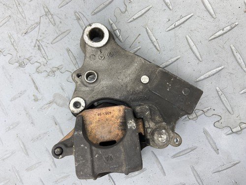 HONDA NC750X / NC 750 X 2018 REAR BRAKE CALIPER CYLINDER & SUPPORT - Image 7