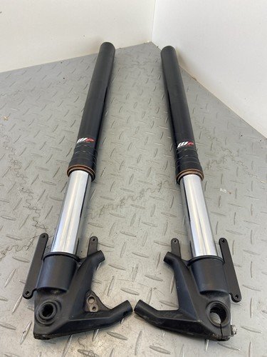 TRIUMPH TIGER XRT 1200 2018 WP FRONT SUSPENSION FORK LEGS PAIR RIGHT & LEFT - Image 2