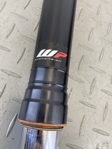 TRIUMPH TIGER XRT 1200 2018 WP FRONT SUSPENSION FORK LEGS PAIR RIGHT & LEFT - Image 5