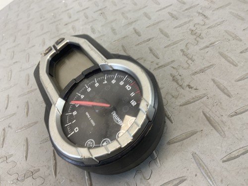 TRIUMPH TIGER 1200 2014 INSTRUMENT CLUSTER TACHOMETER SPEEDOMETER GAUGE T2503135 - Image 4
