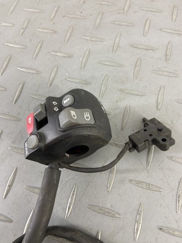 TRIUMPH THRUXTON R BONNEVILLE 1200 2017 LEFT LH COMBINATION CONTROL SWITCH - Image 7