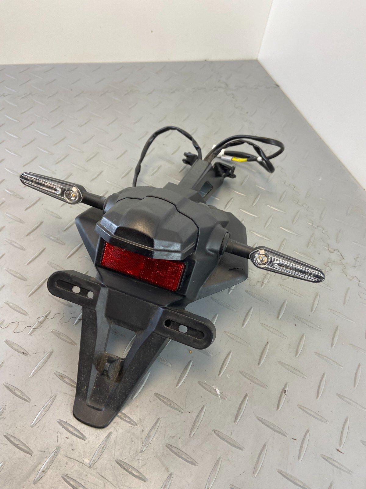 YAMAHA TRACER 9 GT MT09 2021 NUMBER PLATE BRACKET MOUNT & LED TURN SIGINALS PAIR - Image 7