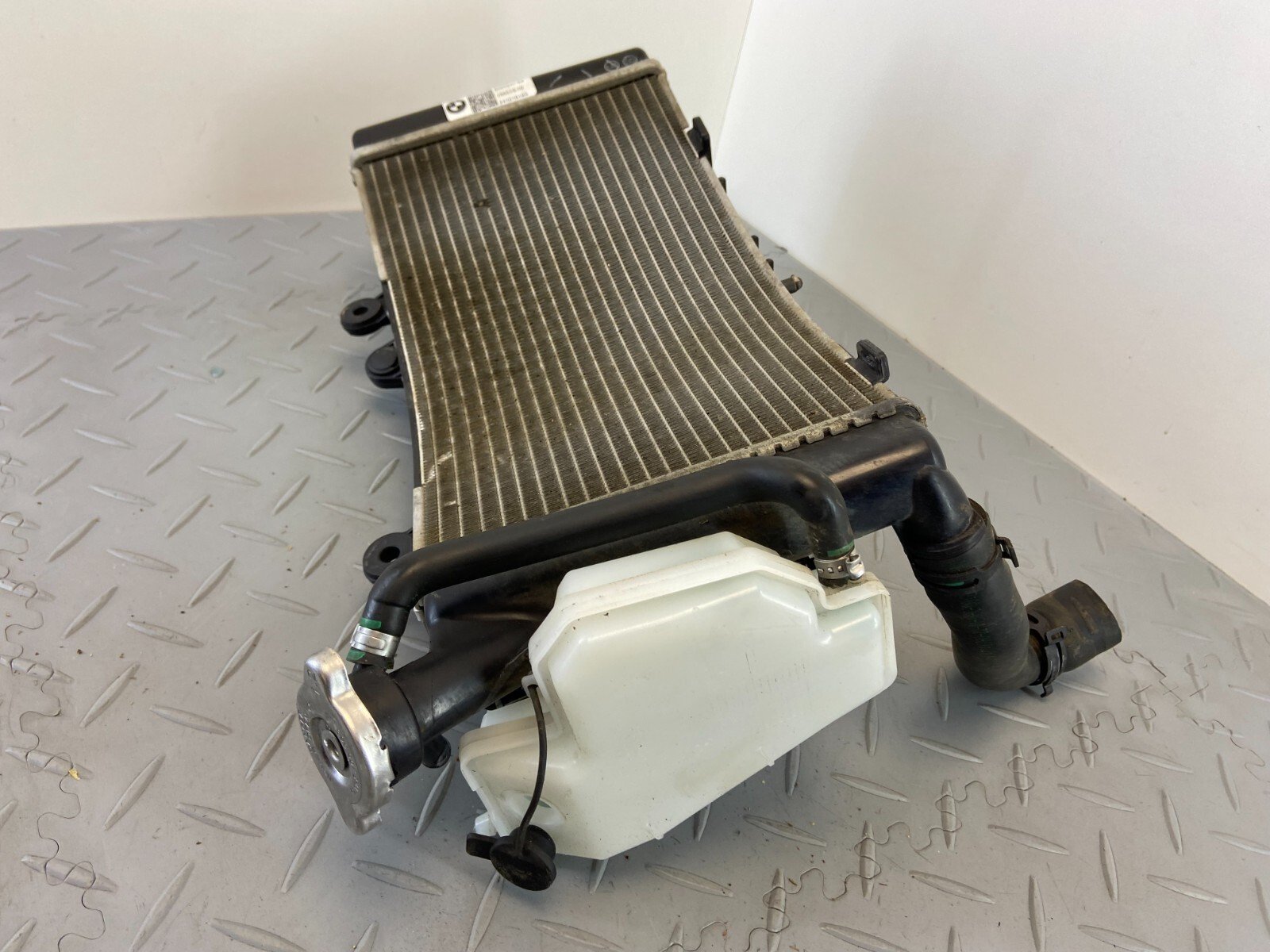 BMW F850GS WATER RADIATOR COOLER & FAN 8565247 N2 - Image 5