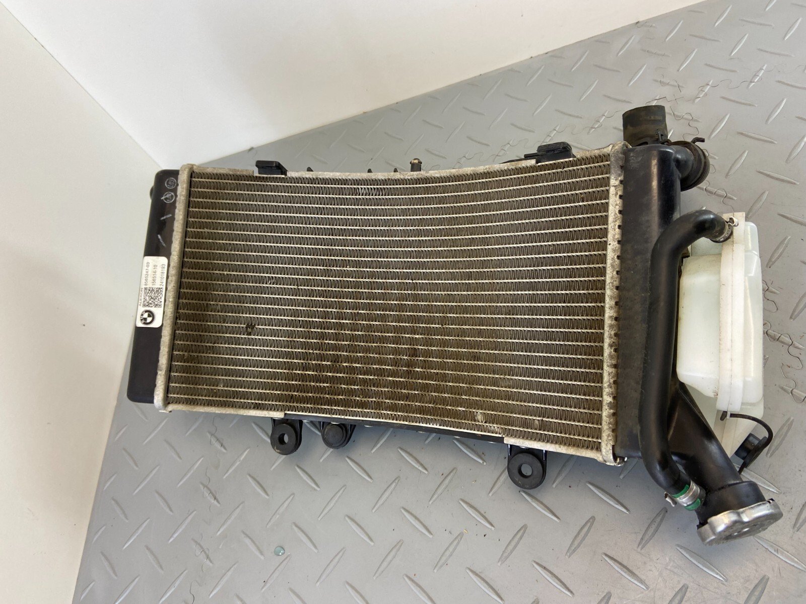 BMW F850GS WATER RADIATOR COOLER & FAN 8565247 N2 - Image 6