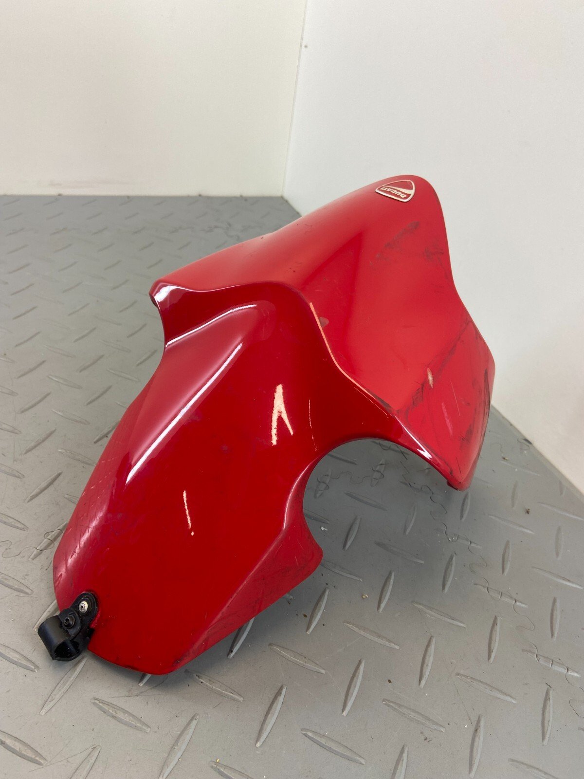 DUCATI MONSTER 1200S M1200S 2014 FRONT FENDER MUD GUARD 56431081A - Image 6