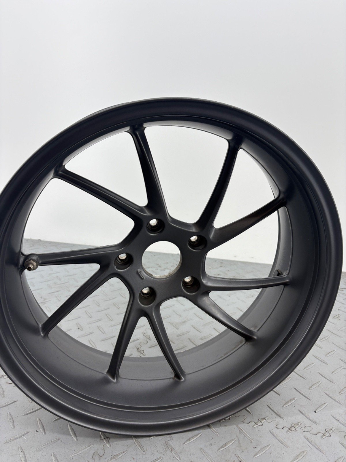 BMW R1250 RS R1250RS 2019 REAR WHEEL RIM 8530614 - Image 2