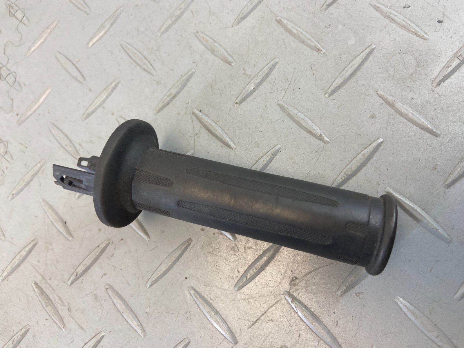 BMW F750GS F850GS F900XR LEFT SIDE LH HEATED GRIP 8554007 N2 - Image 4