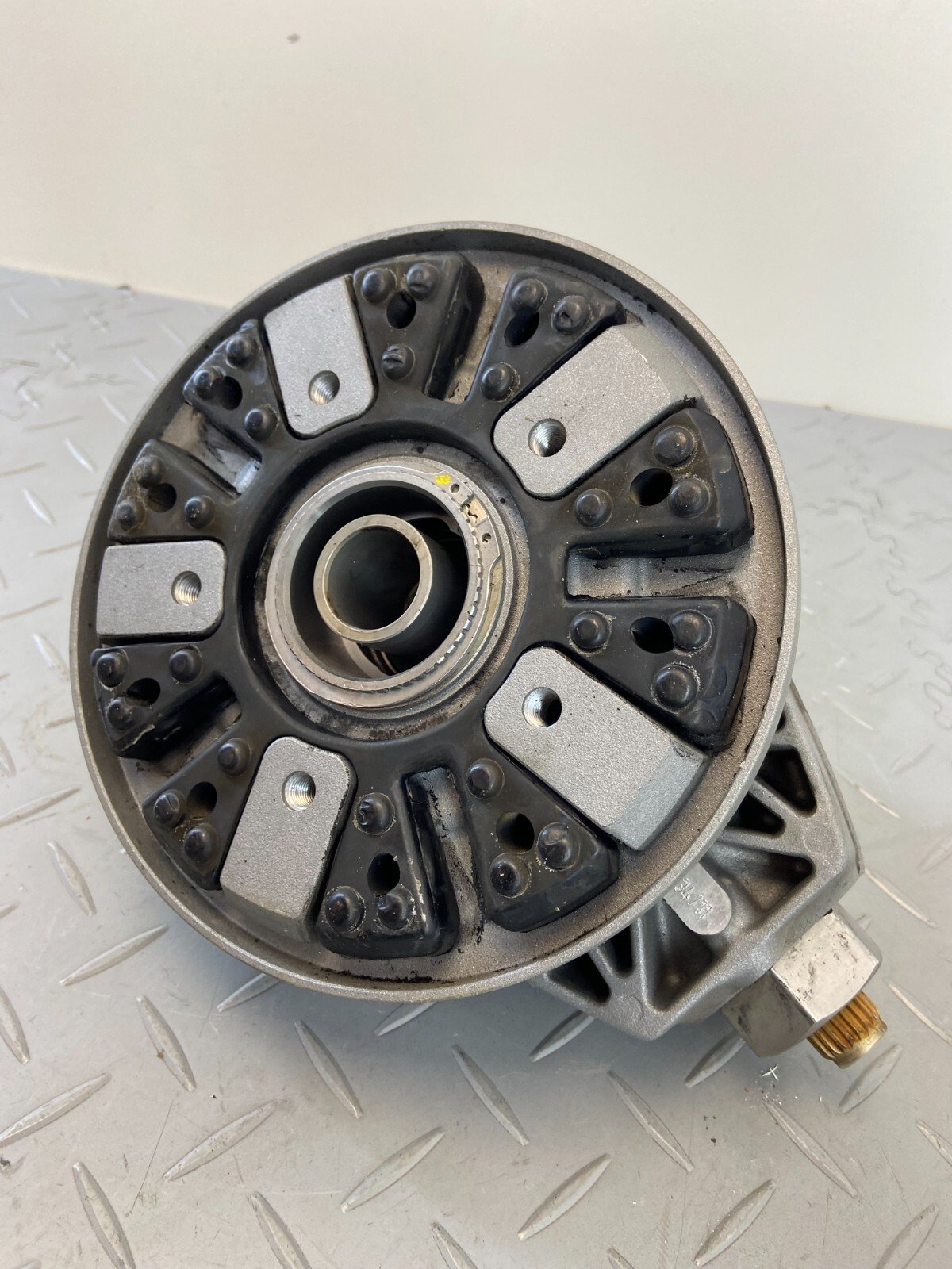 BMW R18 K34 2021 RIGHT ANGLE GEARBOX DIFFERENTIAL 33749444815 - Image 12