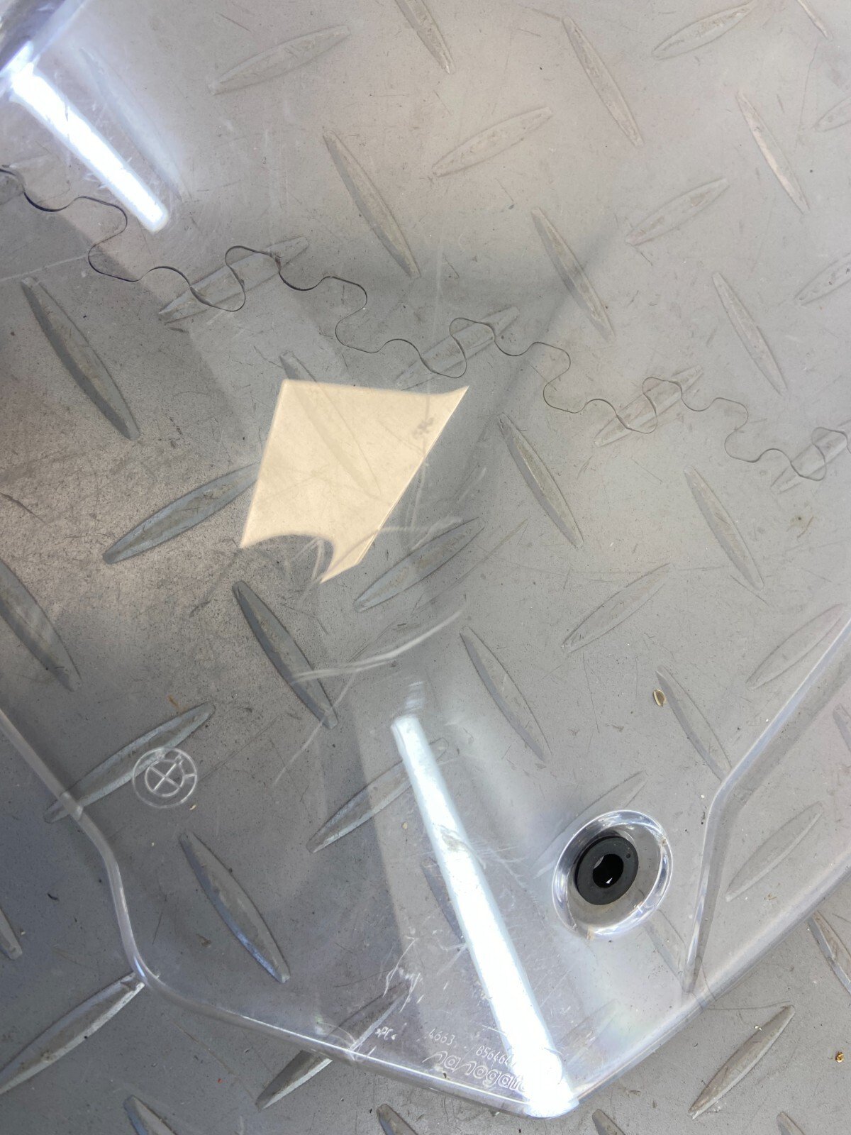 BMW F850GS OEM WINDSCREEN WINDSHIELD 8564647 - Image 3