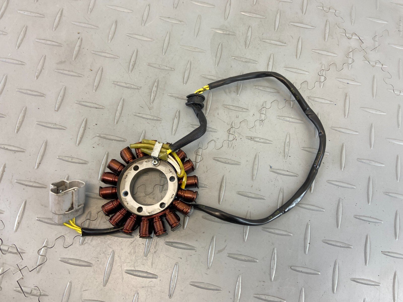 KTM SUPERDUKE 1290 R 2018 ALTERNATOR GENERATOR STATOR - Image 2
