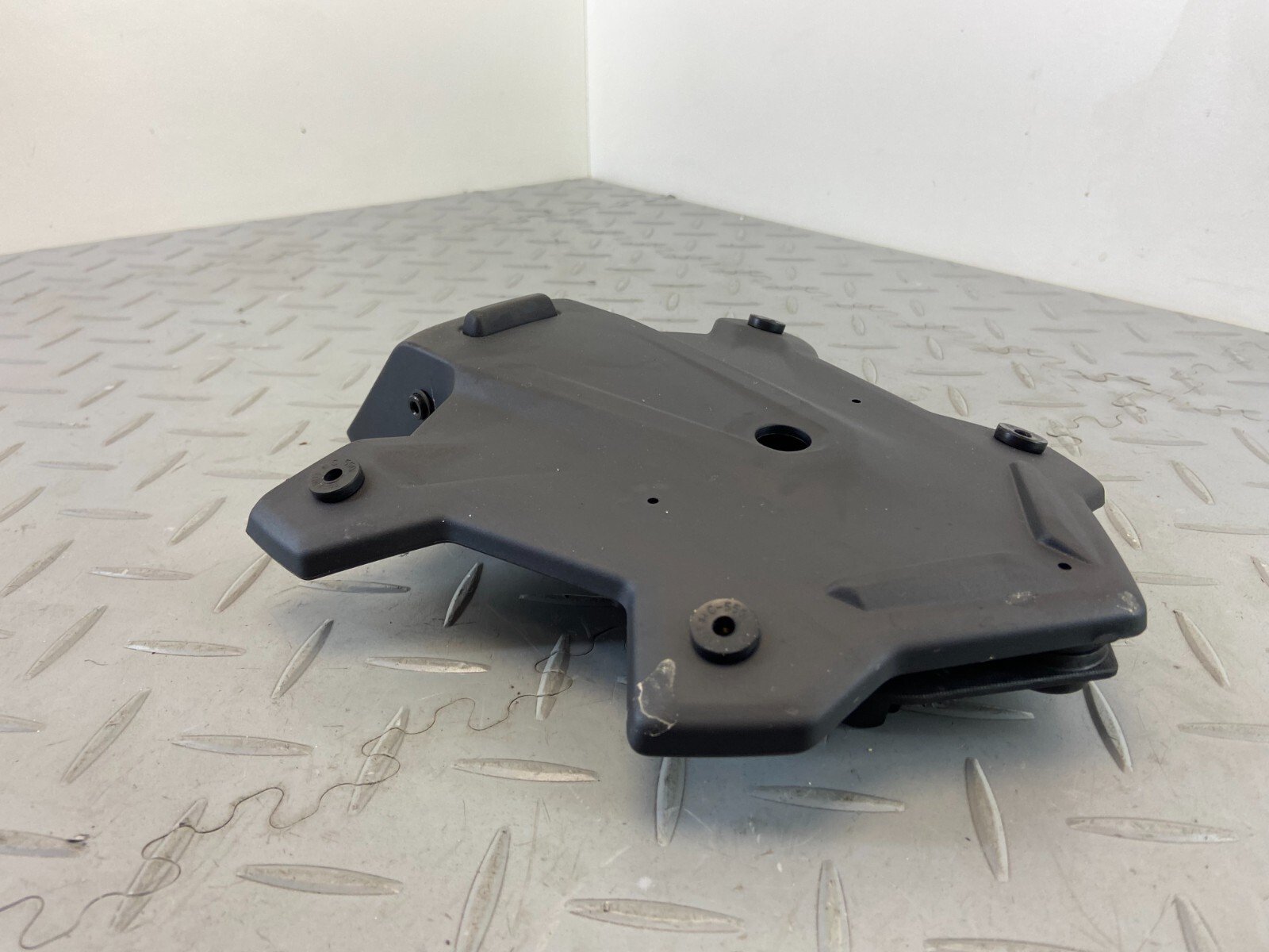 YAMAHA TRACER 9 GT MT-09 MT 09 2021 WINDSHIELD BRACKET MOUNT B5C2831T - Image 2