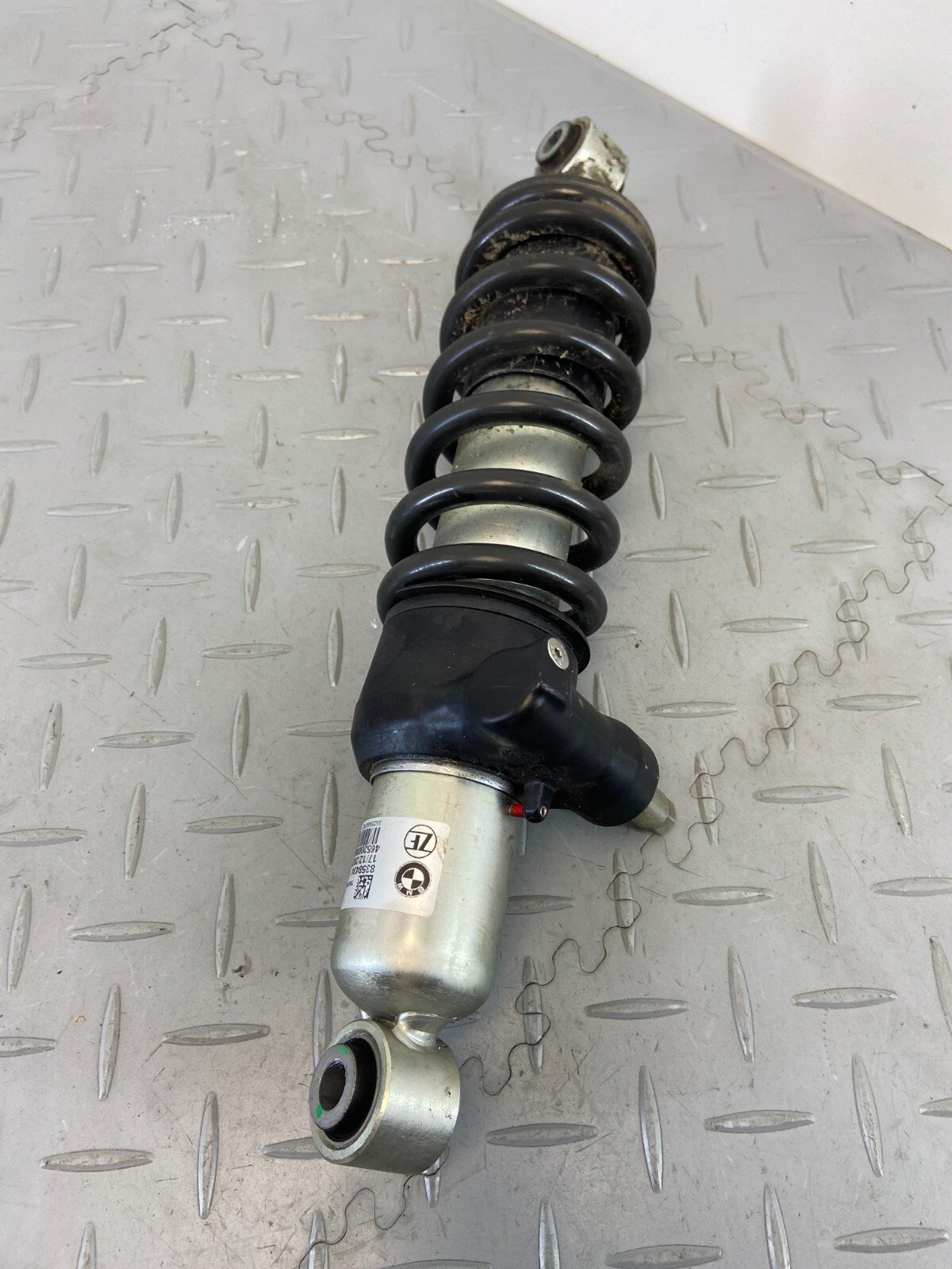 BMW R18 K34 2021 REAR SHOCK ABSORBER SUSPENSION 8358434 - Image 9
