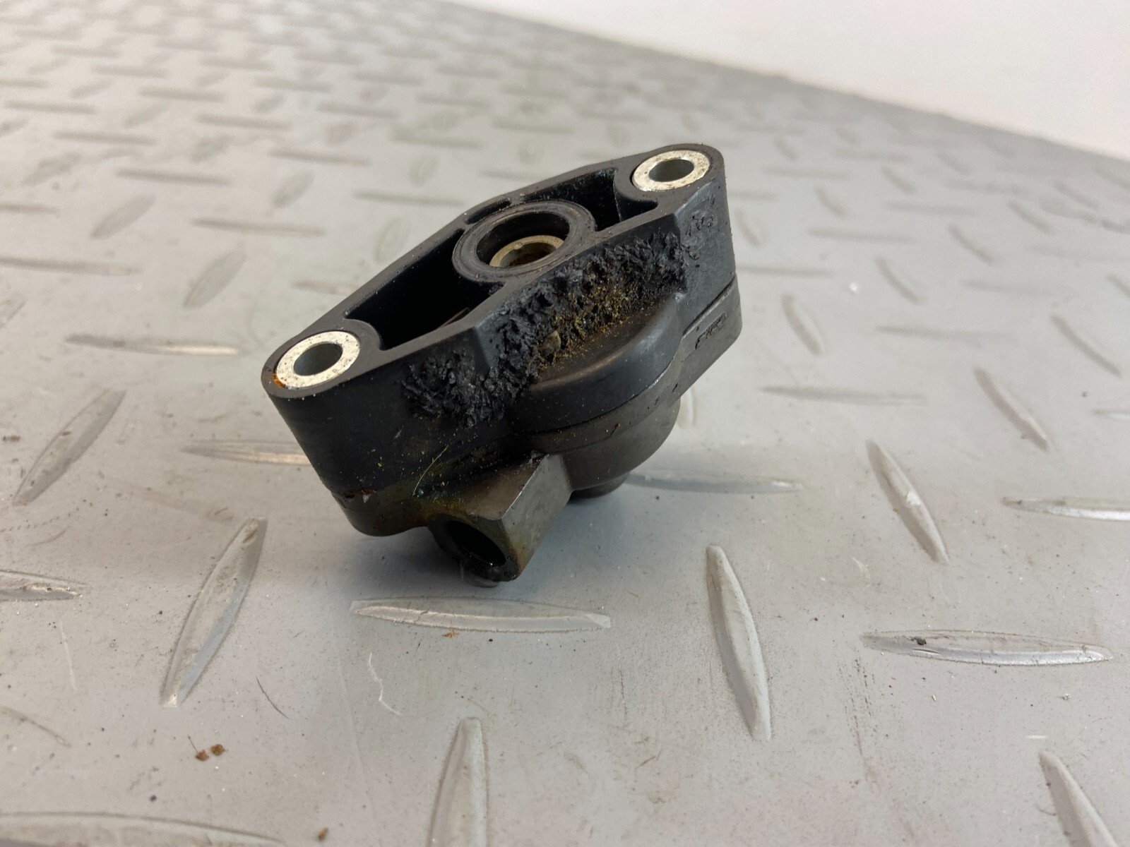 KTM SUPERDUKE 1290 R 2017 CLUTCH SLAVE CYLINDER - Image 5