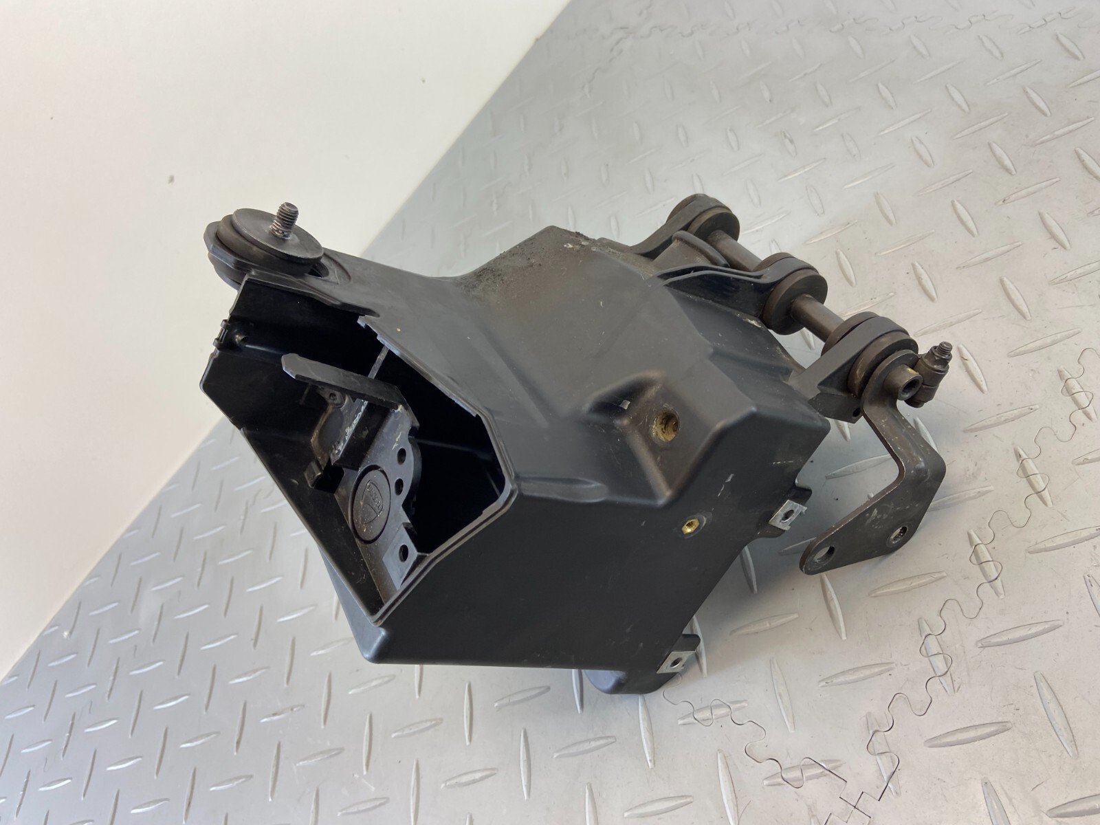 DUCATI MONSTER 1200 S 2020 BATTERY TRAY BOX SUPPORT 8291B632B - Image 14