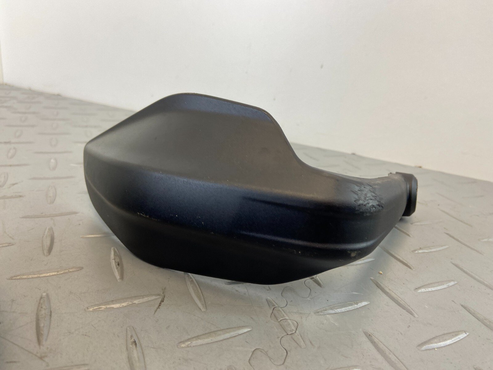DUCATI MULTISTRADA V4S 1299 2021 HANDLEBAR HAND GUARD COVER 4601H921AA - Image 4
