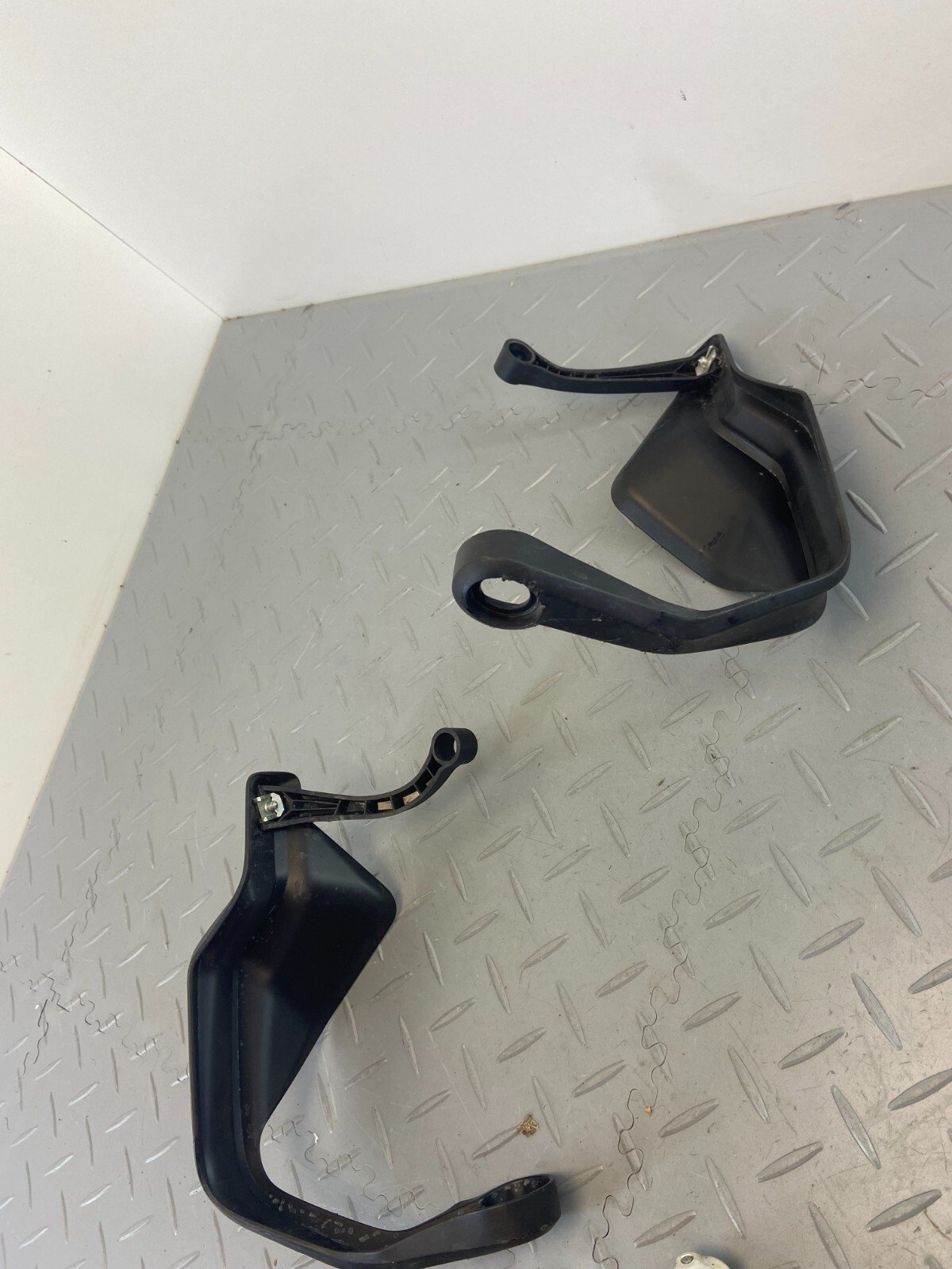 BMW F850GS R1250GS STEERING HAND GUARDS COVERS PROTECTION PAIR - Image 6