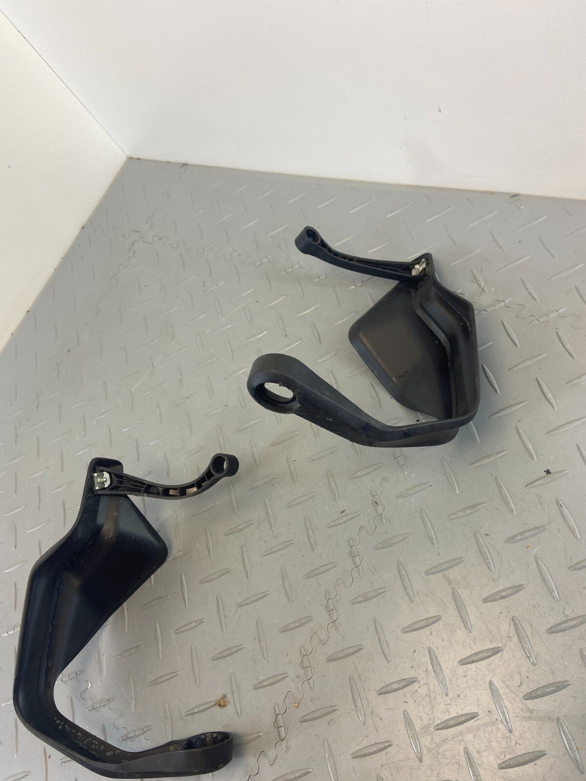 BMW F850GS R1250GS STEERING HAND GUARDS COVERS PROTECTION PAIR - Image 8