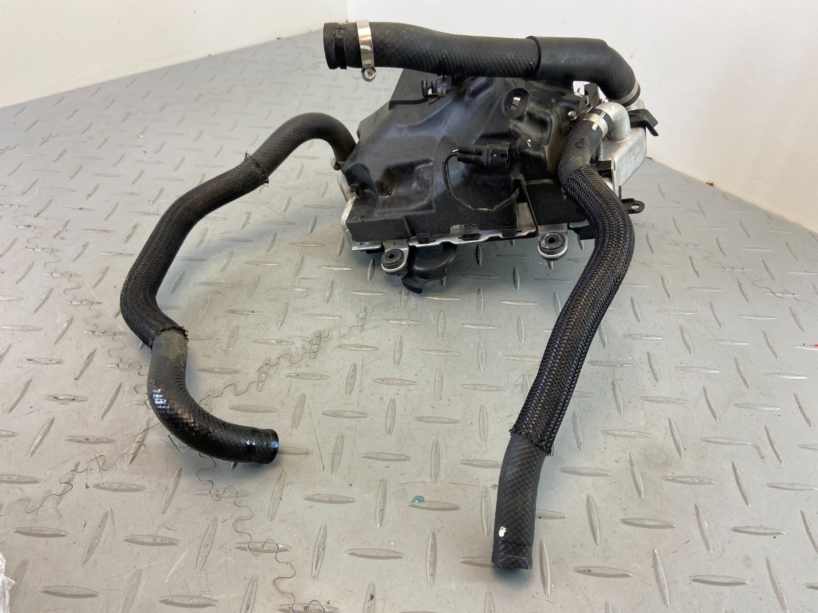 HONDA CRF1000 DCT AFRICA TWIN 2019 LEFT LH WATER COOLER RADIATOR FAN COMPLETE - Image 5