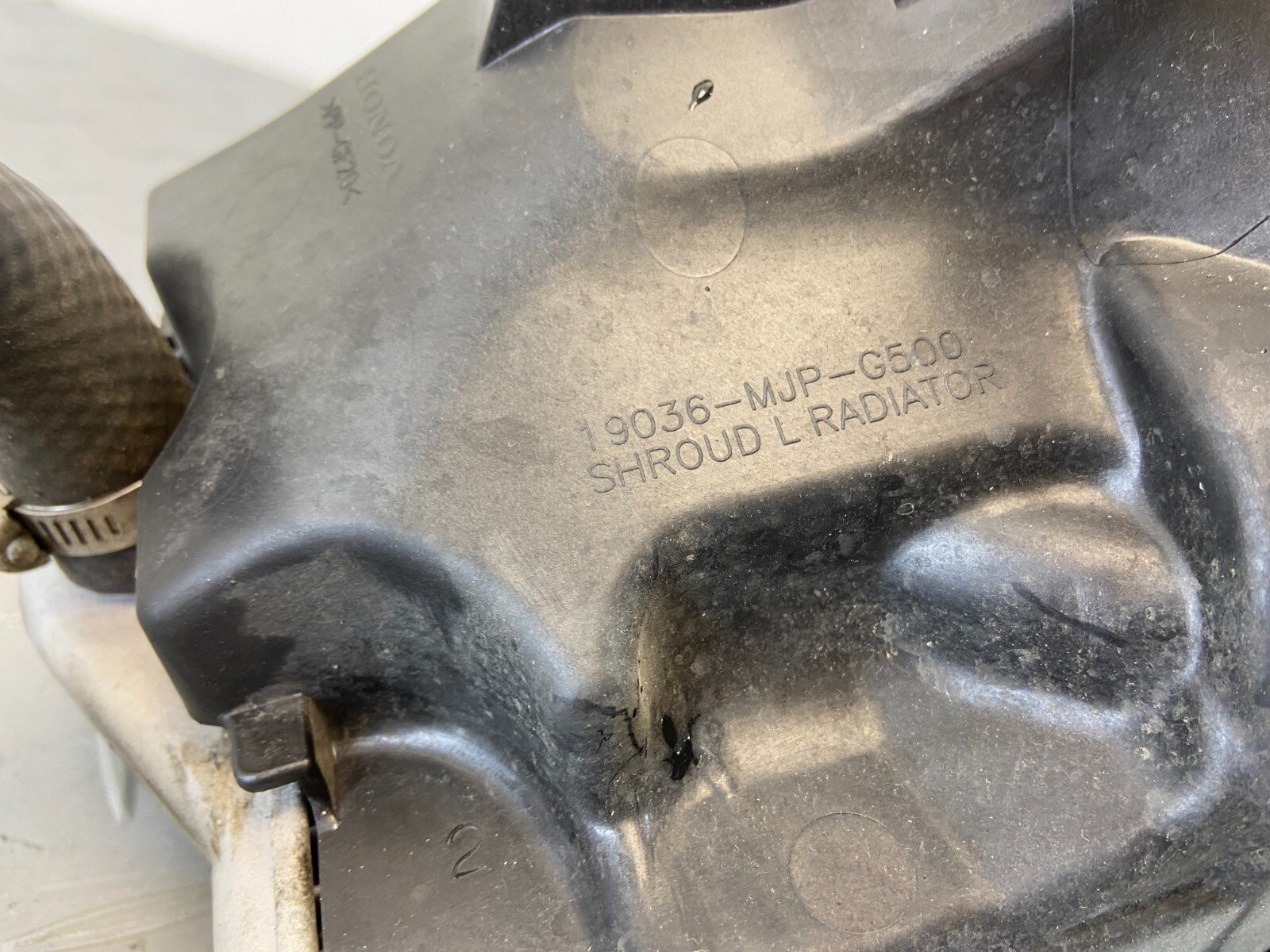 HONDA CRF1000 DCT AFRICA TWIN 2019 LEFT LH WATER COOLER RADIATOR FAN COMPLETE - Image 6