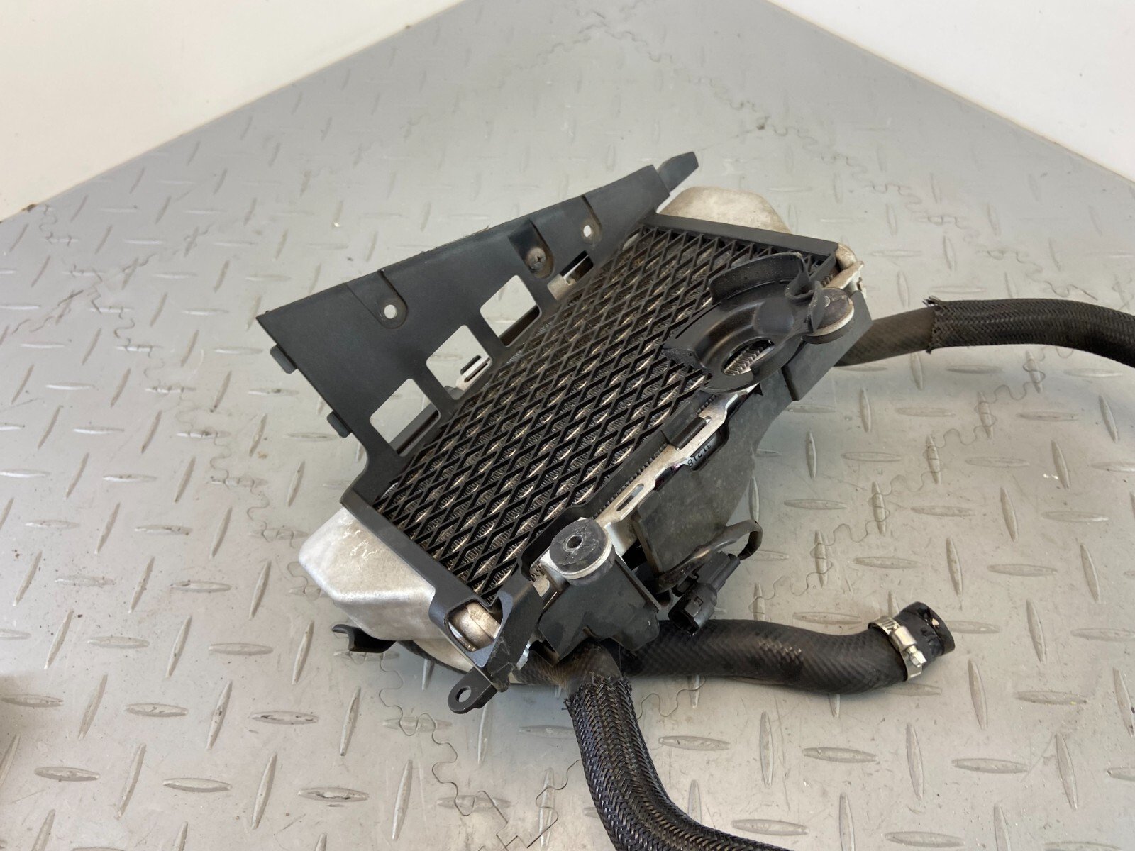 HONDA CRF1000 DCT AFRICA TWIN 2019 LEFT LH WATER COOLER RADIATOR FAN COMPLETE - Image 9