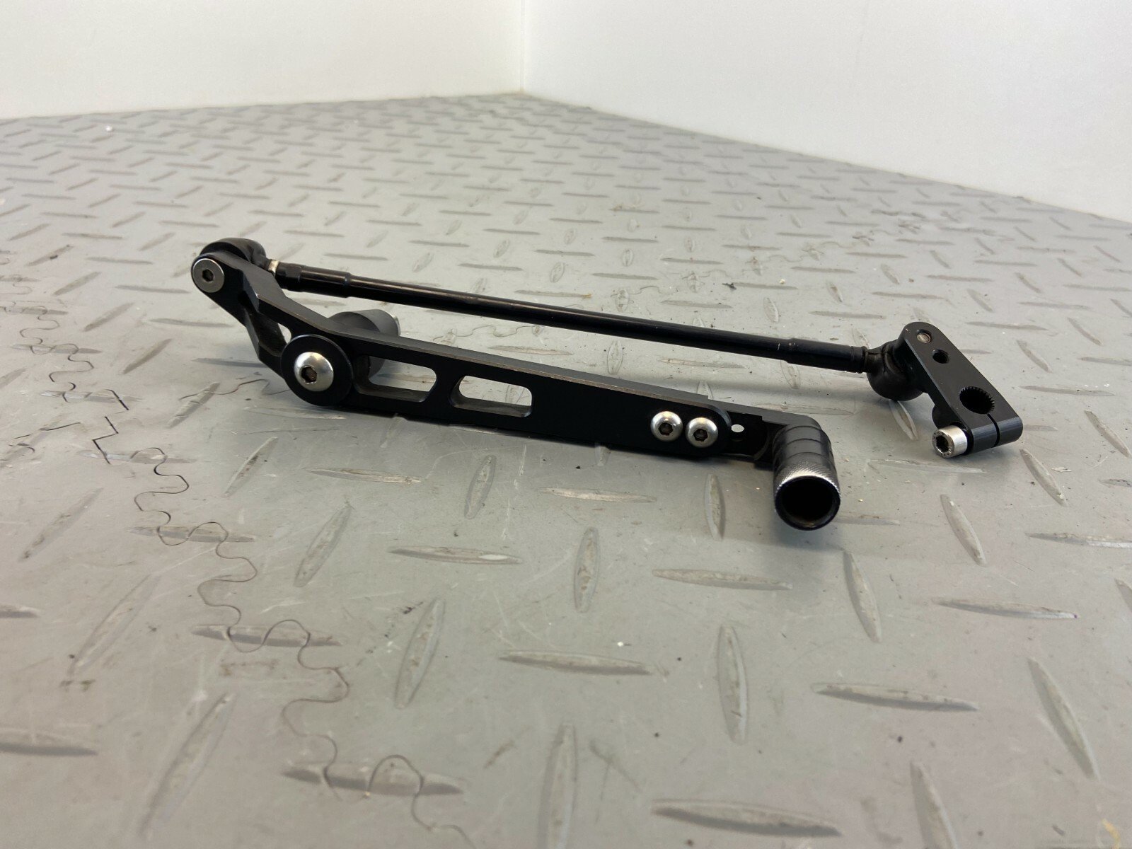 YAMAHA YZF - R1 RN22 2009 - 2014 ARASH FOOT RESTS LEVERS PEGS REAR BRAKE SYSTEM - Image 6