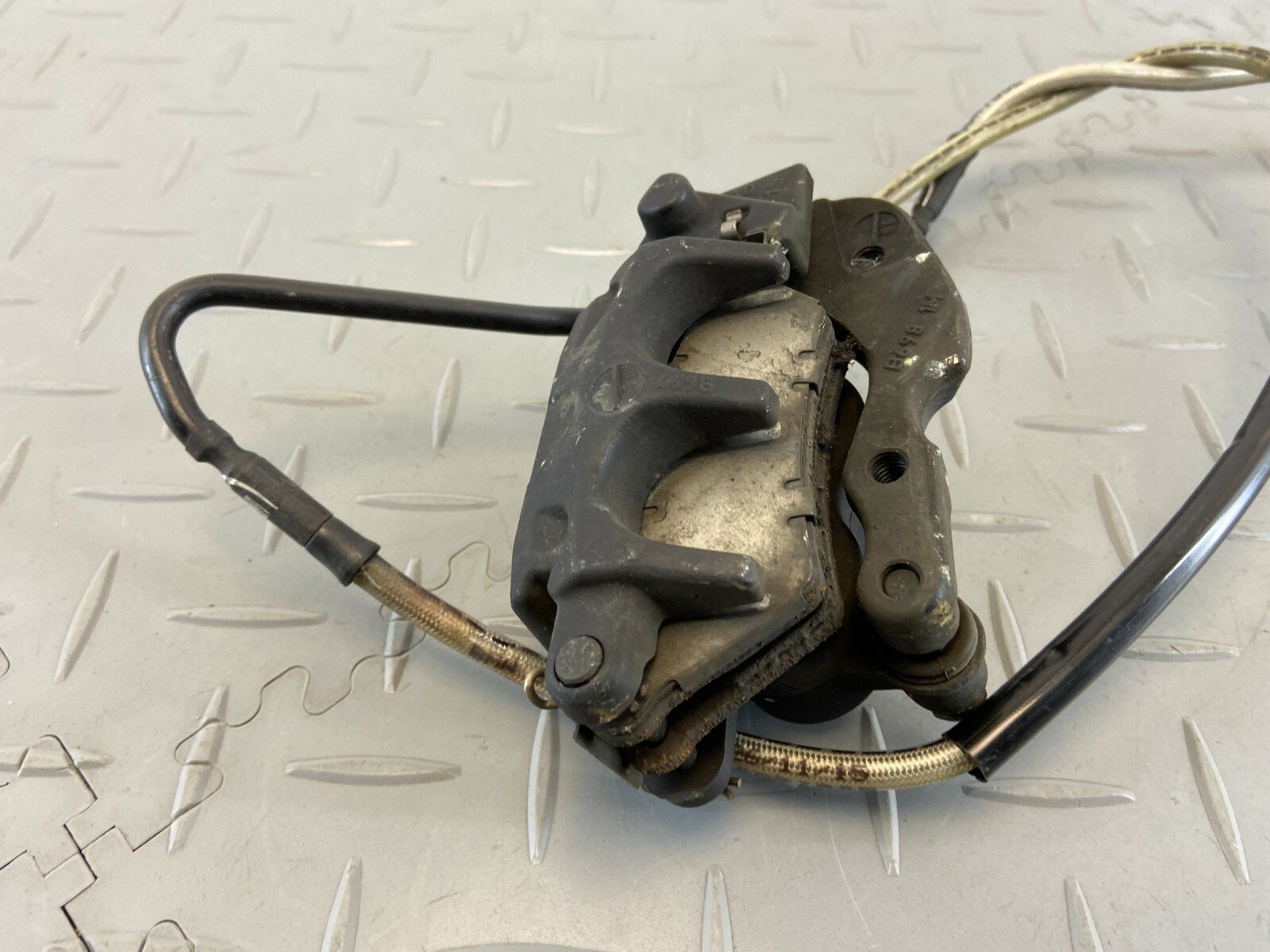 BMW R1200GS R1250GS GSA LC K50 K51 2019 REAR BRAKE BREMBO CALIPER CYLINDER N2 - Image 7