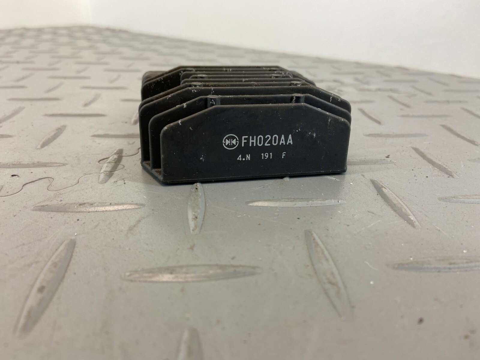 BMW R1200GS R1250GS GSA LC K50 K51 2016 VOLTAGE REGULATOR RECTIFIER FH020AA - Image 4