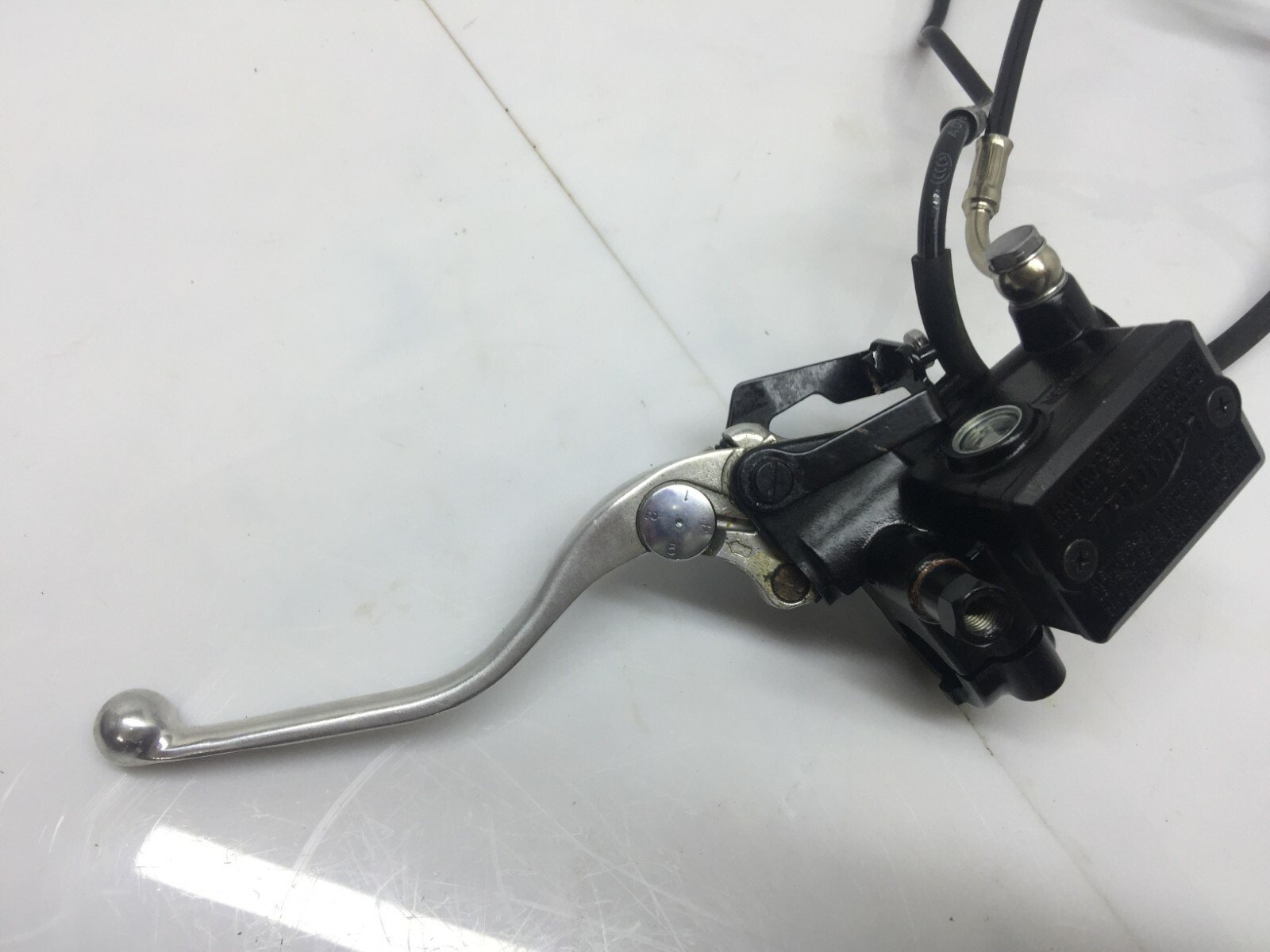 TRIUMPH TIGER EXPLORER XRT 1200 1215 2018 2019 LEFT CLUTCH MASTER CYLINDER PUMP - Image 5