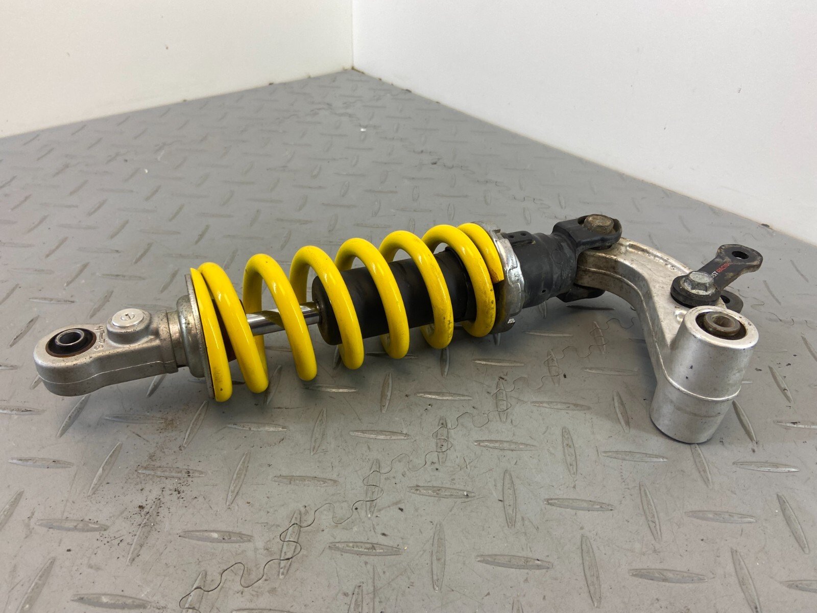 YAMAHA XSR 900 XSR900 REAR SHOCK ABSORBER SUSPENSION LINKAGE N2 - Image 4