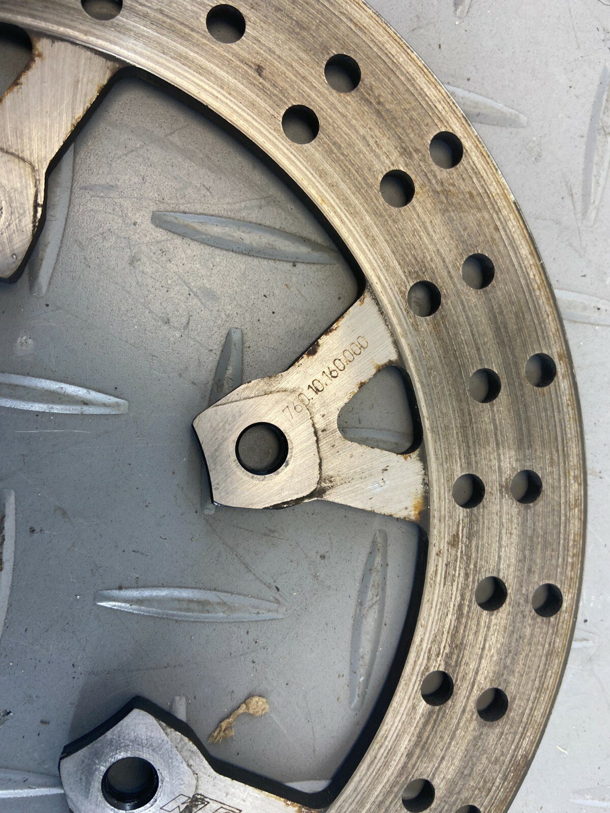 KTM SUPERDUKE 1290 R 2018 REAR BRAKE DISC ROTOR - Image 2