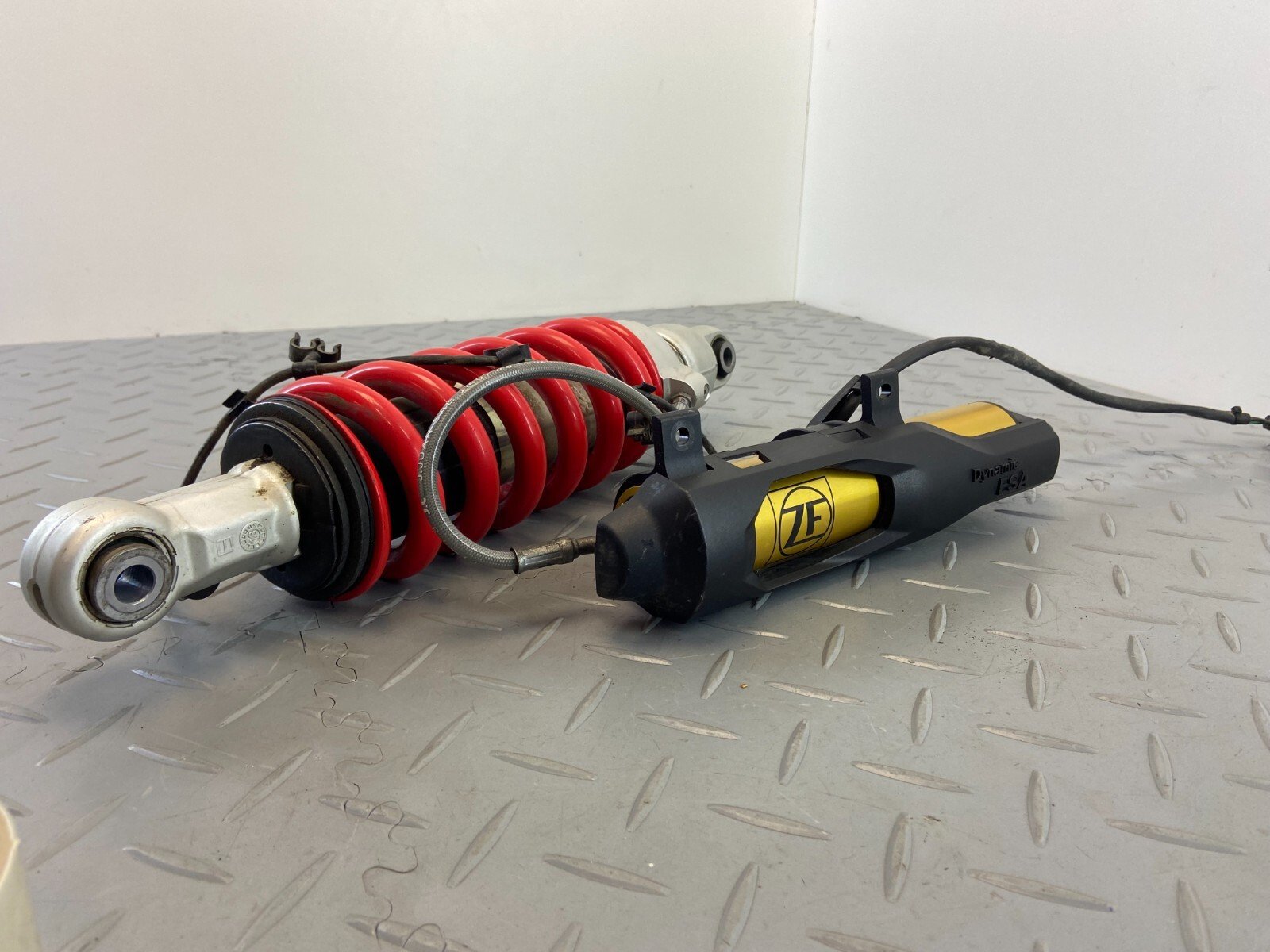 BMW F850GS REAR SHOCK ABSORBER SUSPENSION 8565126 - Image 4