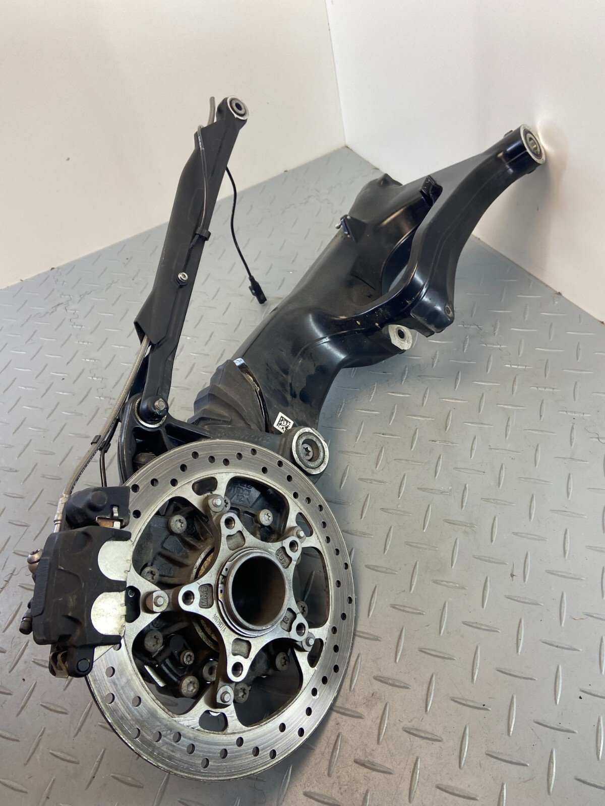BMW R1200GS LC 2017 K50 K51 COMPLETE SWING ARM SWINGARM REAR DIFFERENTIAL DIFF - Image 2