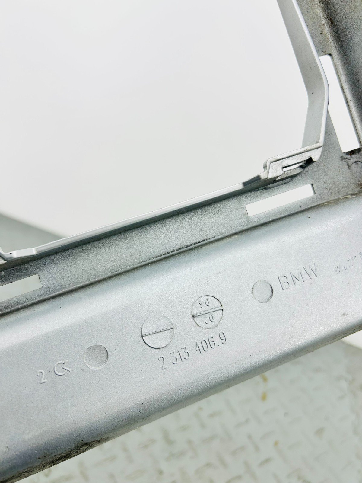 BMW R1150GS GS AC 2003 REAR LUGGAGE RACK MOUNT CARRIER BRACKET 23134069 - Image 8