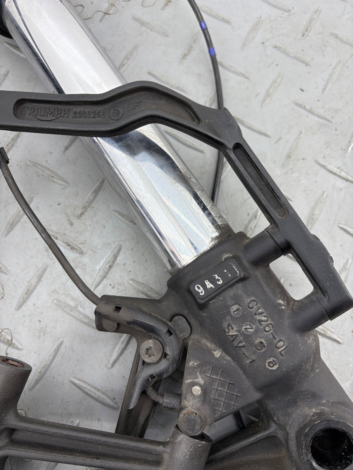 TRIUMPH SCRAMBLER 1200 XC 2020 FORK LEGS PAIR RIGHT LEFT - Image 15