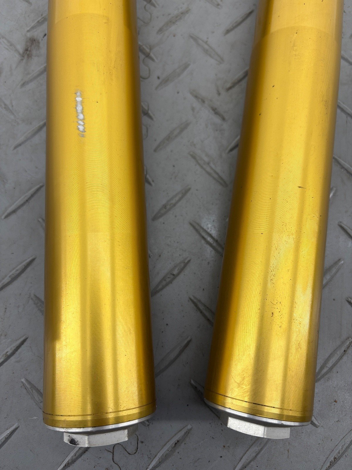 BMW F900R F900XR 2020 FRONT FORK FORKS LEGS PAIR STANCHION 9467898 & 9467897 - Image 13