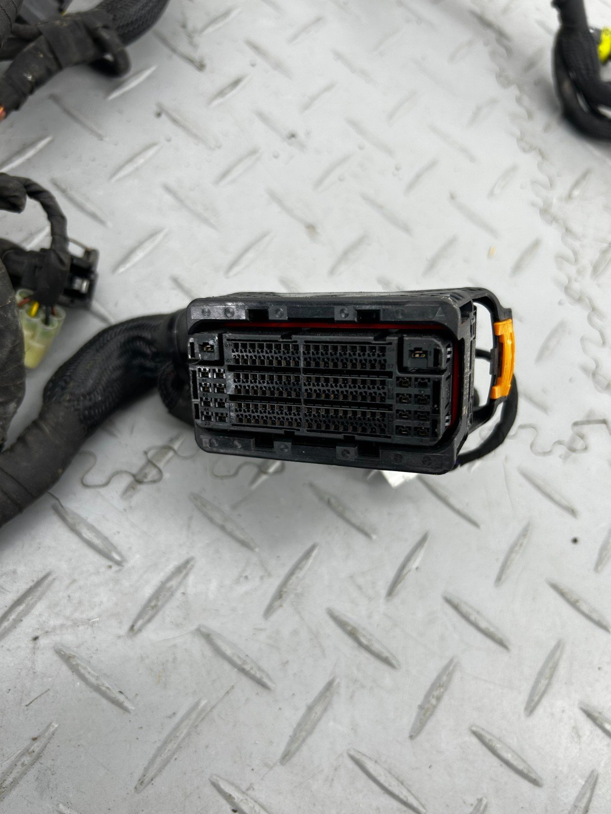 DUCATI STREETFIGHTER V2 COMPLETE ENGINE WIRING LOOM DAMAGED 5101L011E (DAMADGED) - Image 4