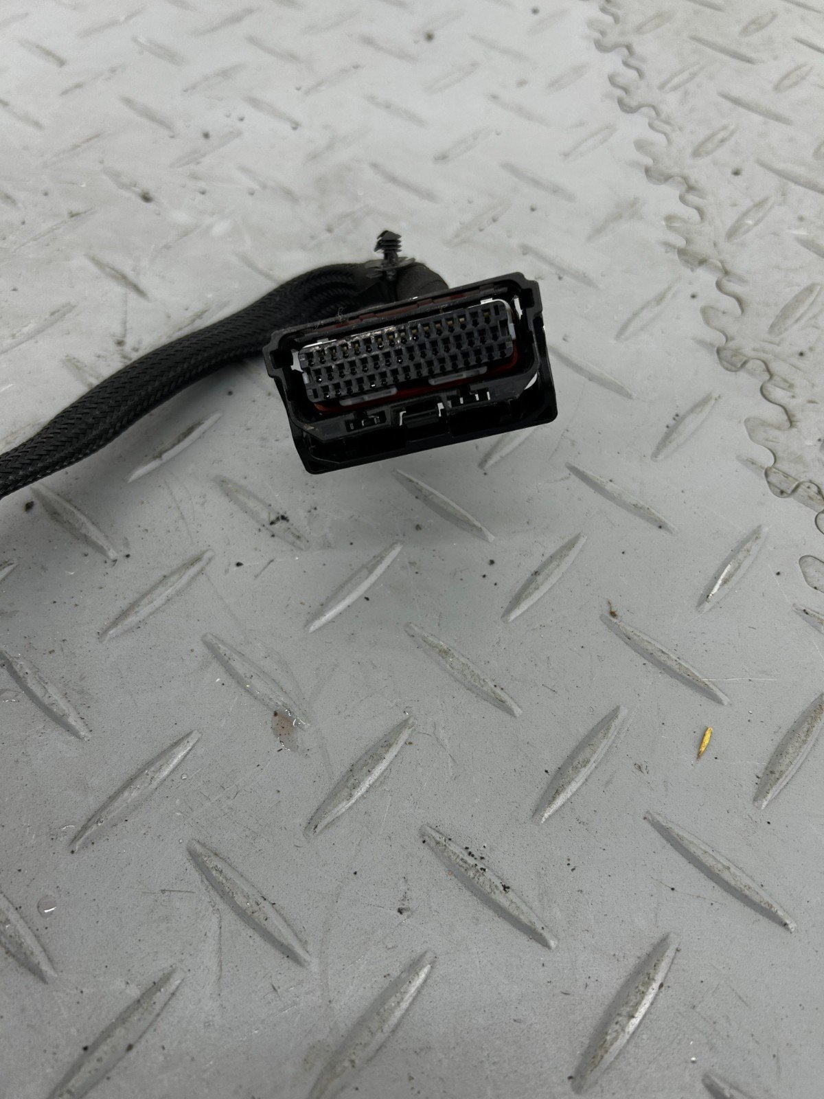 DUCATI STREETFIGHTER V2 COMPLETE ENGINE WIRING LOOM DAMAGED 5101L011E (DAMADGED) - Image 6