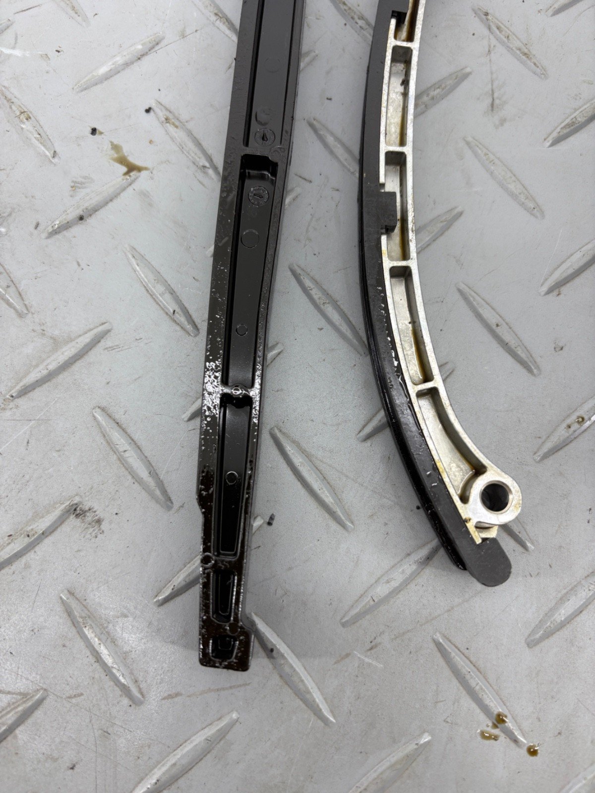 TRIUMPH TIGER 1200 2015 CHAIN SLIDER GUIDE RAIL & TENSIONER T1141212 T1141221 - Image 2