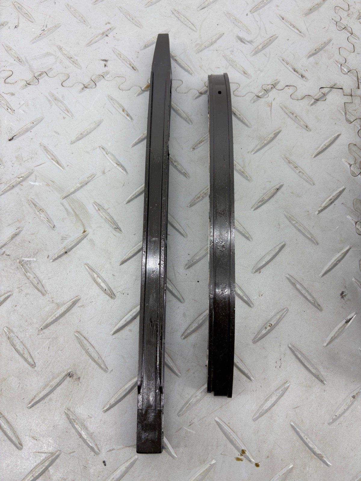 TRIUMPH TIGER 1200 2015 CHAIN SLIDER GUIDE RAIL & TENSIONER T1141212 T1141221 - Image 5