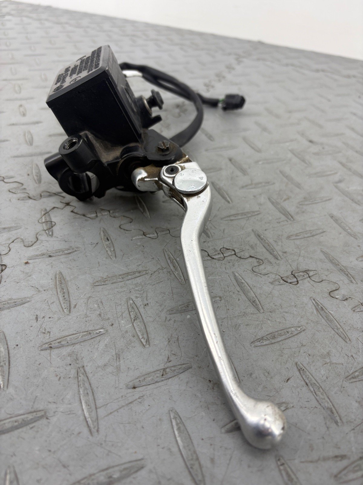 YAMAHA XTZ1200 XTZ 1200 SUPER TENERE 2020 FRONT BRAKE MASTER CYLINDER PUMP LEVER - Image 3