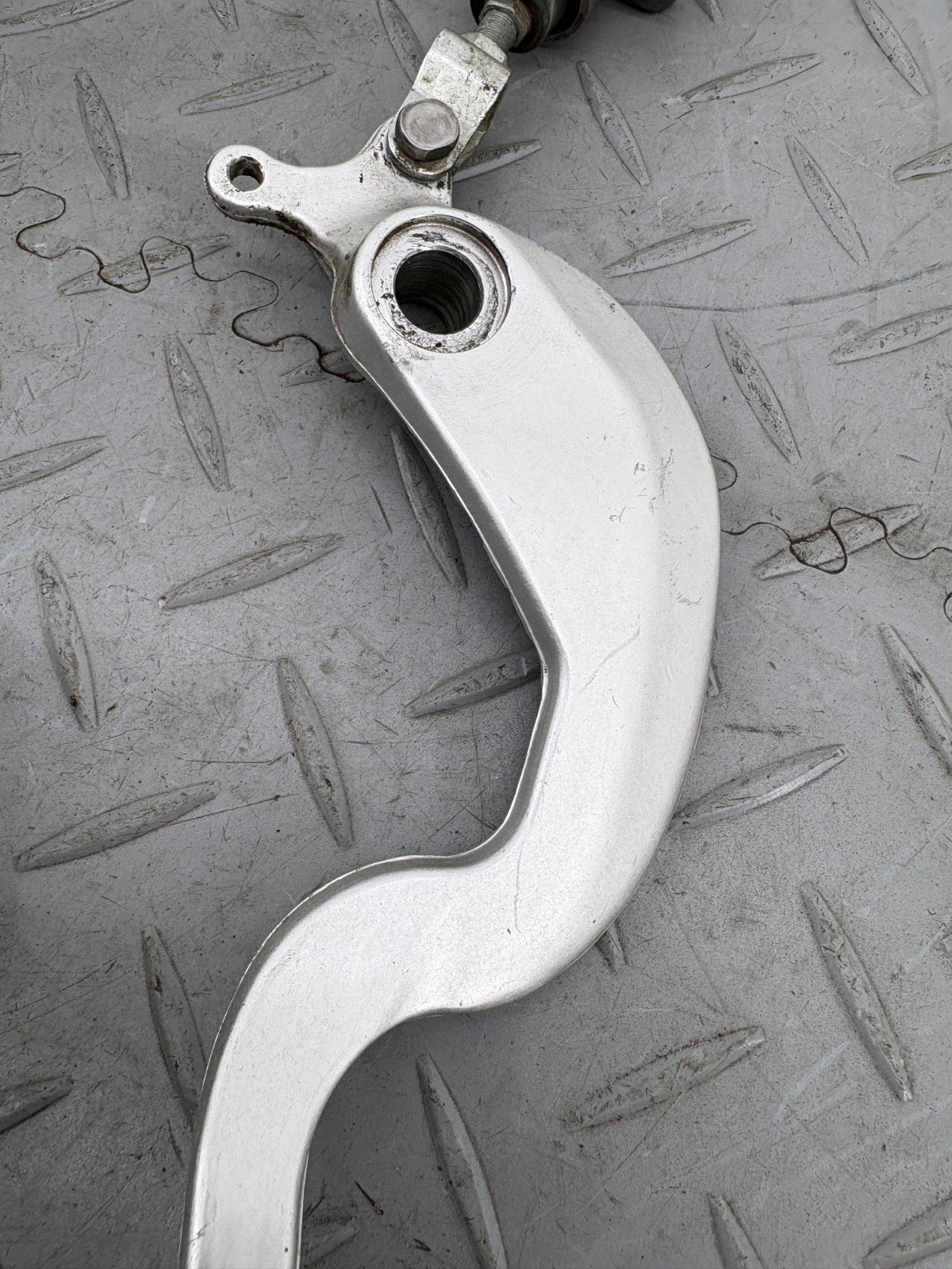 YAMAHA XTZ1200 XTZ 1200 SUPER TENERE 2020 REAR BRAKE MASTER CYLINDER & PEDAL - Image 4
