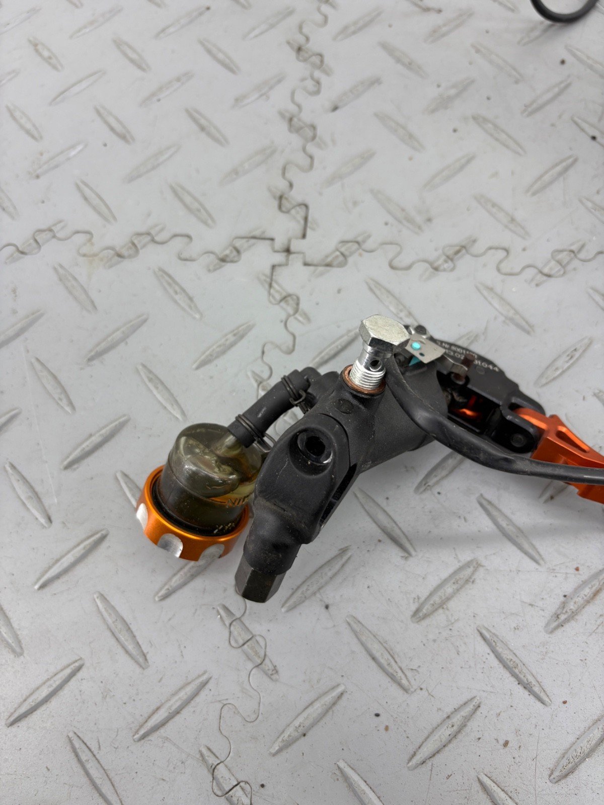KTM SUPERDUKE 1290 GT 2021 CLUTCH & FRONT BRAKE MASTER CYLINDER POWERPARTS LEVER - Image 4