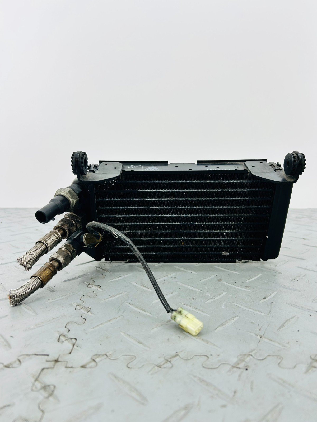 DUCATI MULTISTRADA 1200 ENDURO PRO 2017 OIL COOLER RADIATOR - Image 4