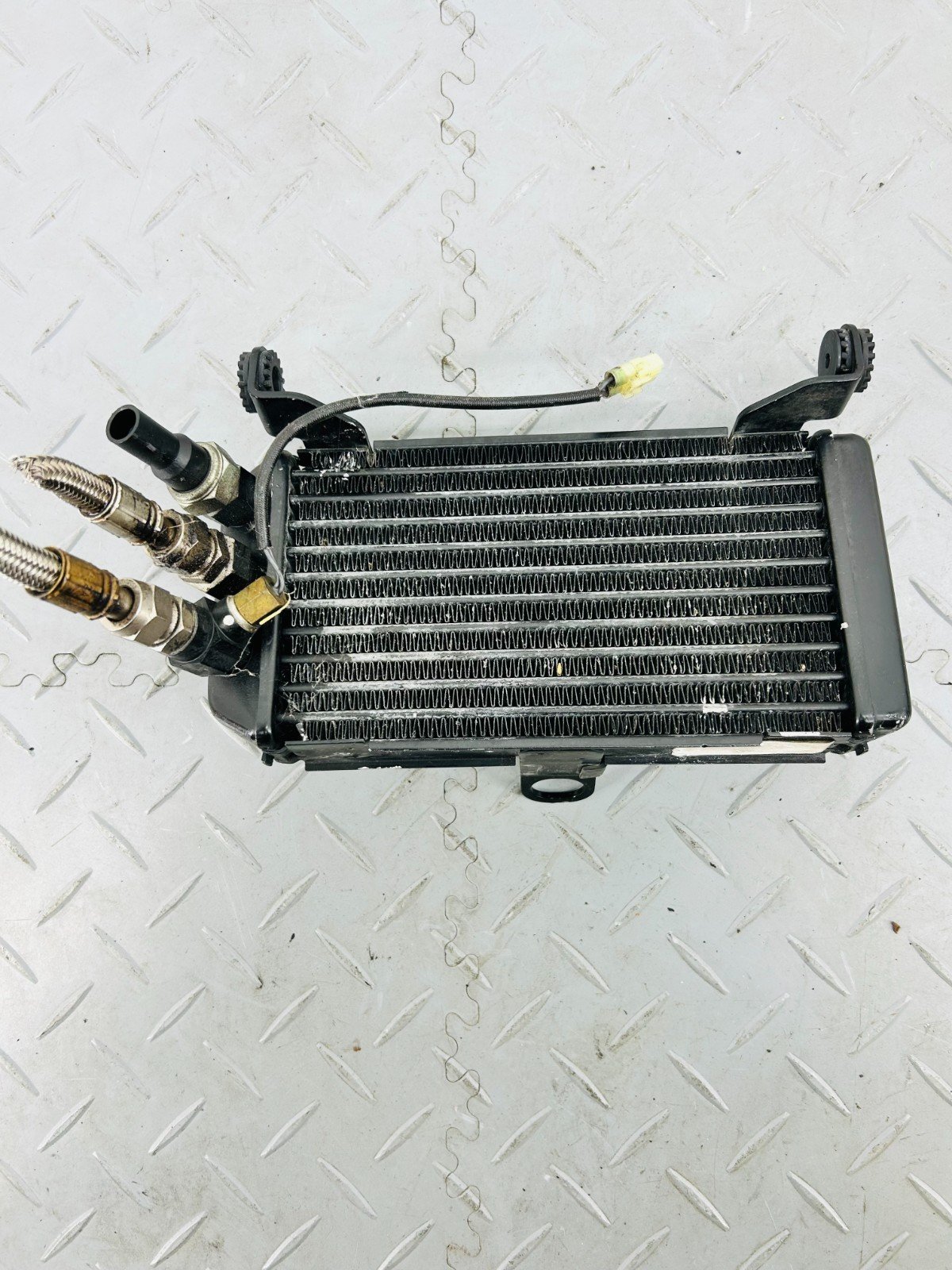 DUCATI MULTISTRADA 1200 ENDURO PRO 2017 OIL COOLER RADIATOR - Image 6